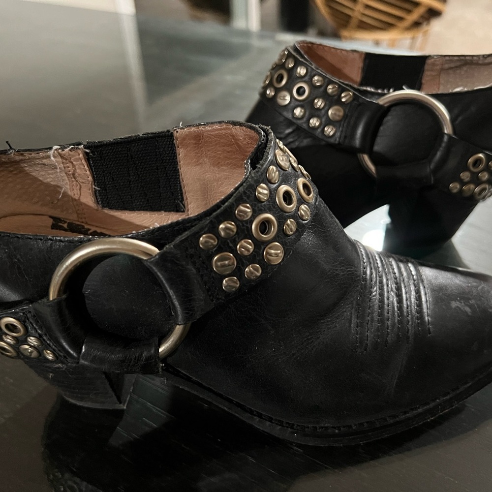 Boot Co mule cowboy leather boot